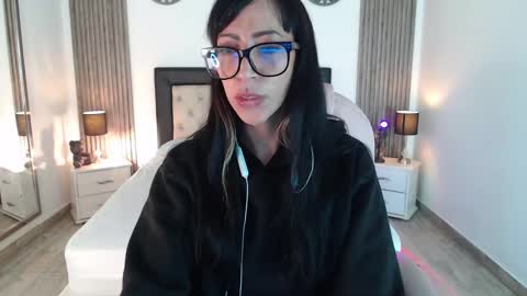 SAM MANSON online show from 02.10.25