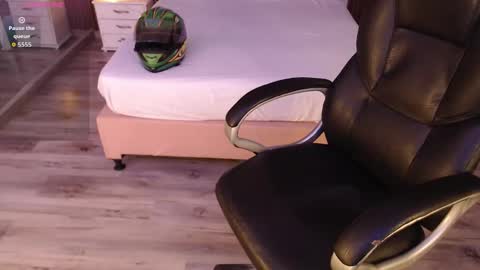 SAM MANSON online show from 12.18.25