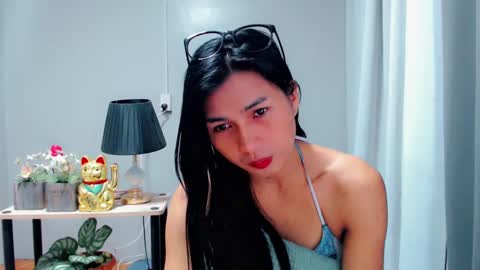 Snapshot of sam_mitinair chatting on 12.26.24 sam online show from 12.26.24