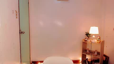 Snapshot of sam_mitinair chatting on 01.08.25 sam online show from 01.08.25