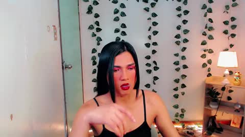 Snapshot of sam_mitinair chatting on 02.16.25 sam online show from 02.16.25