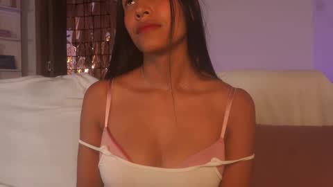 Samantha Roberts online show from 10.20.25