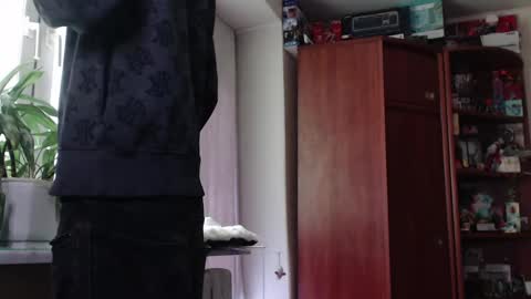 sam_skywalker online show from 04.18.26