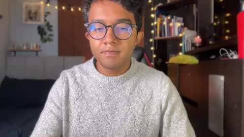 Snapshot of sam_thompson_z chatting on 03.02.25 SAMUEL THOMPSON online show from 03.02.25