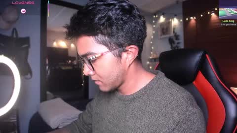 Snapshot of sam_thompson_z chatting on 03.06.25 SAMUEL THOMPSON online show from 03.06.25