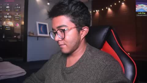 Snapshot of sam_thompson_z chatting on 03.07.25 SAMUEL THOMPSON online show from 03.07.25