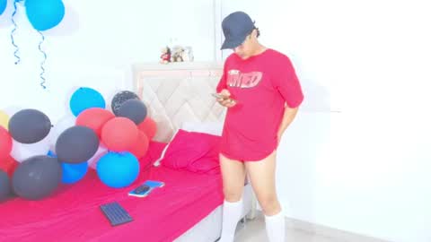 Snapshot of sam_tnt9 chatting on 06.18.26 sam_tnt9 online show from 06.18.26