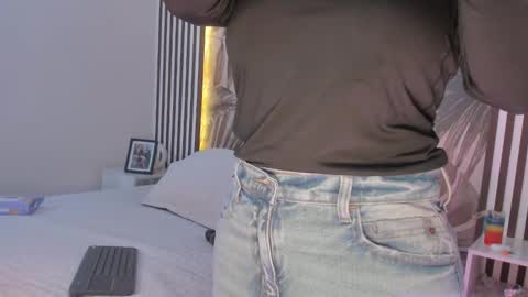 Samaantha  online show from 10.25.25