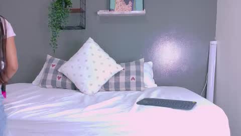   online show from 09.22.25