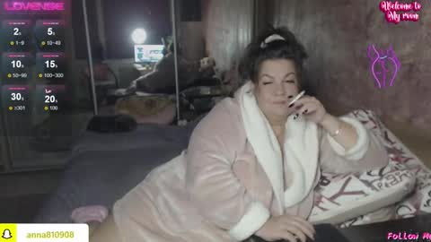 Marry online show from 10.21.25