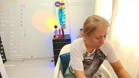 Samanta Stone online show from 11.24.25