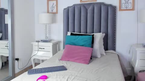  samanta  online show from 01.28.25