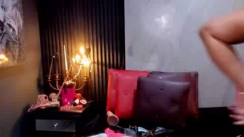 Snapshot of samantablake chatting on 04.19.26 Samanta online show from 04.19.26