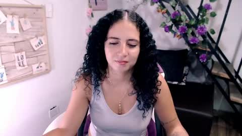 Snapshot of samantha2girl chatting on 06.03.26 samantha online show from 06.03.26