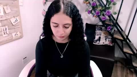 Snapshot of samantha2girl chatting on 06.21.26 samantha online show from 06.21.26