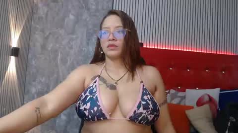 Snapshot of samantha__karolstone chatting on 06.27.26 SAMANTHA online show from 06.27.26