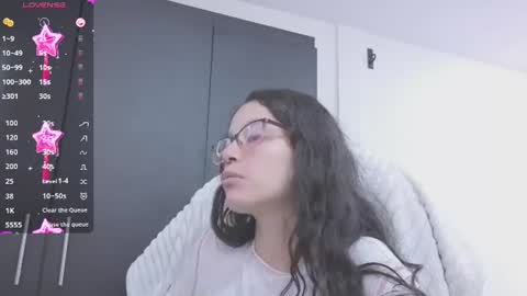 Snapshot of samantha_blow chatting on 07.17.26 samantha_blow online show from 07.17.26