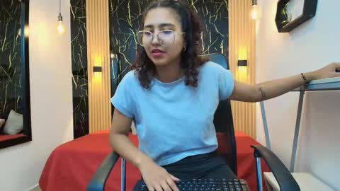    online show from 03.04.26