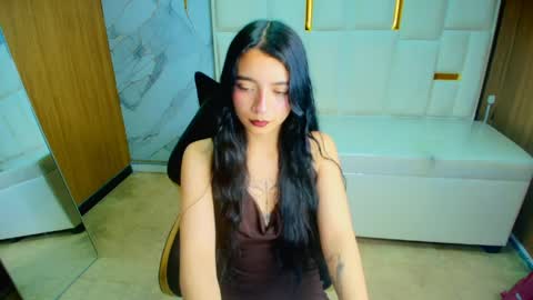 Snapshot of samantha_petite_tf chatting on 04.28.26 Sami online show from 04.28.26