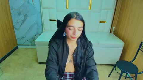 Snapshot of samantha_petite_tf chatting on 05.03.26 Sami online show from 05.03.26