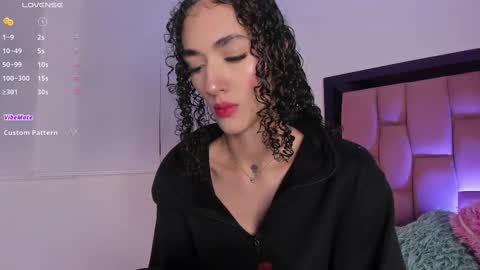 Snapshot of samantha_rogerss chatting on 02.18.25 Sammy online show from 02.18.25