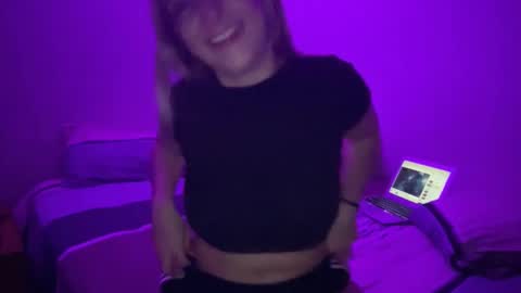 Snapshot of samantha_rooms chatting on 02.05.26 Samantha Rooms online show from 02.05.26