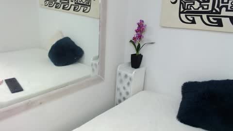 samantha_vaker online show from 02.25.26