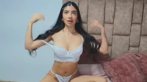 Snapshot of samantha_velvet_ chatting on 05.29.26 SAMANTHA VELVET online show from 05.29.26