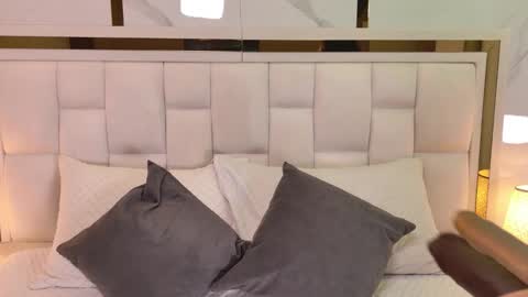 Snapshot of samanthaa_sm chatting on 12.14.25 samanthaa_sm online show from 12.14.25