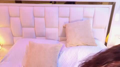 Snapshot of samanthaa_sm chatting on 02.18.26 samanthaa_sm online show from 02.18.26