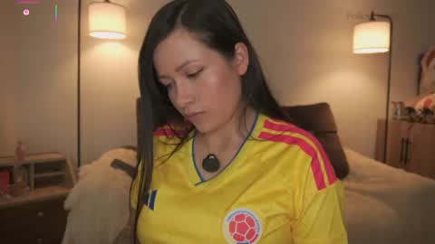 Snapshot of samanthaahoney_ chatting on 06.17.26 samantha online show from 06.17.26