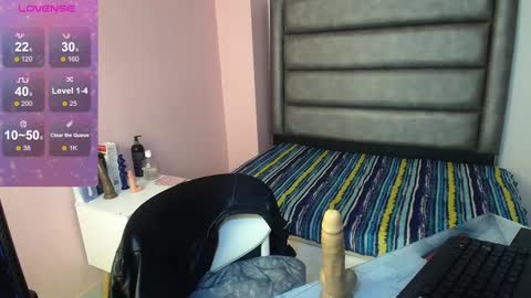 Samantha Anderson online show from 01.28.25