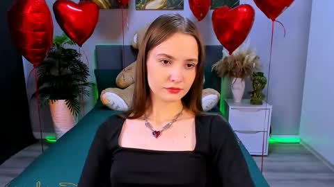 Snapshot of samanthaawalker chatting on 03.08.25 SamanthaaWalker online show from 03.08.25