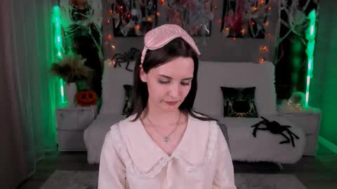 Snapshot of samanthaawalker chatting on 10.08.25 SamanthaaWalker online show from 10.08.25