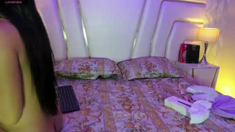 Samantha online show from 04.11.26