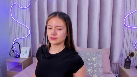 Alejandra  online show from 11.11.25