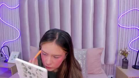 Alejandra  online show from 11.19.25