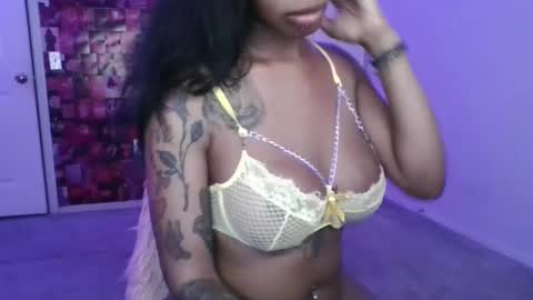 Snapshot of samanthaporsha chatting on 03.06.25 samanthaporsha online show from 03.06.25