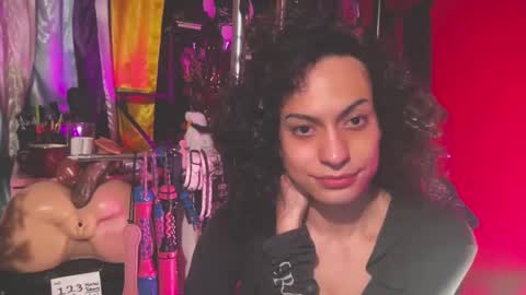 Samantha SayTen online show from 11.05.25