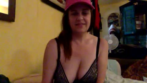 Snapshot of samanthavale chatting on 04.12.26 Samantha Vale online show from 04.12.26