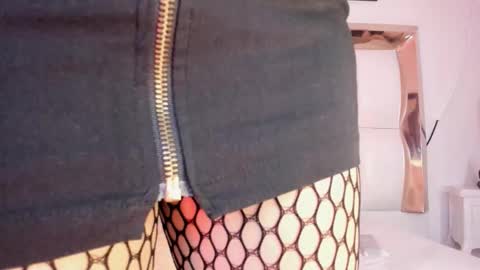 samanttamilf online show from 09.20.25