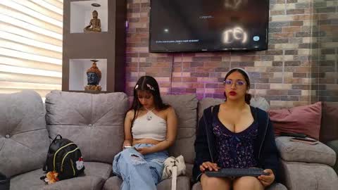 Snapshot of samara_as chatting on 05.25.26 samara_as online show from 05.25.26