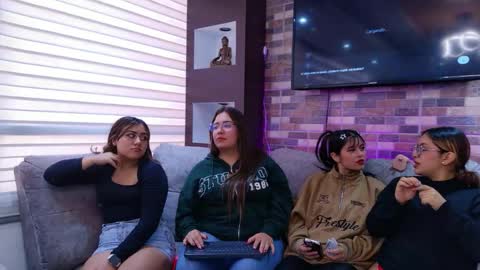 Snapshot of samara_as chatting on 05.26.26 samara_as online show from 05.26.26