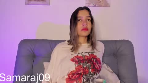 Snapshot of samara_jonnes_ chatting on 02.27.25 Samara is my name a pleasure delighted that you are here leave your thumb up it is important to me online show from 02.27.25