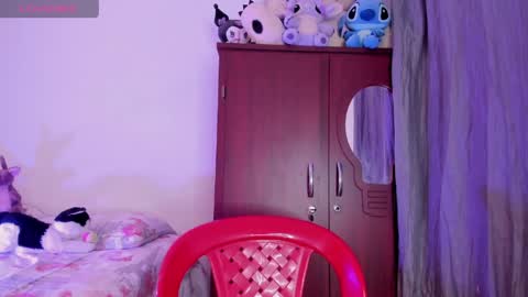 Snapshot of samara_jonnes_ chatting on 05.19.26 Samara is my name a pleasure delighted that you are here leave your thumb up it is important to me online show from 05.19.26