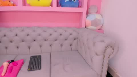Snapshot of samarafernandez chatting on 02.13.25 samarafernandez online show from 02.13.25