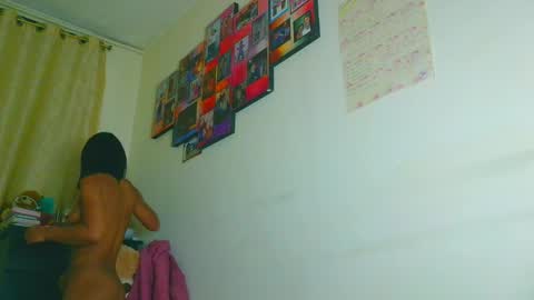 Snapshot of samary_thomas chatting on 06.05.26 samary thomas online show from 06.05.26