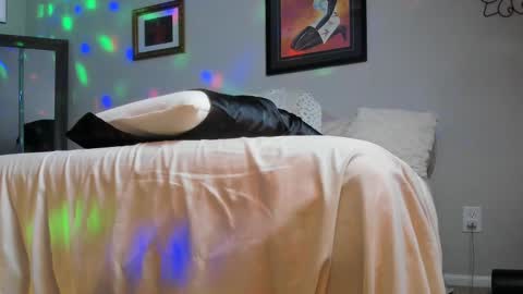 Yaya online show from 02.08.25