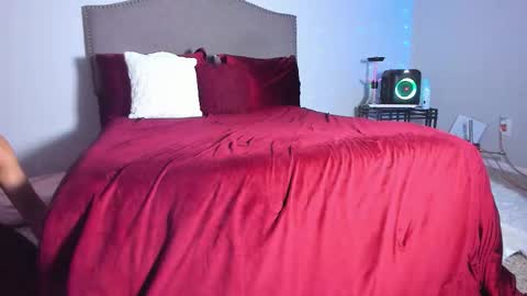 Yaya online show from 11.14.25