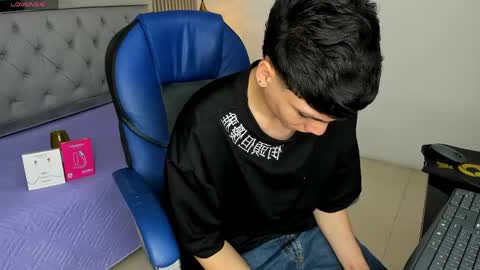 Sam online show from 04.14.26